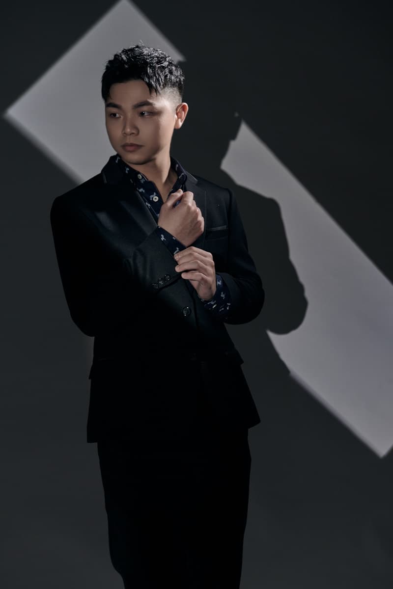 跨界鋼琴家張育瑞(Rick Chang)演奏形象照